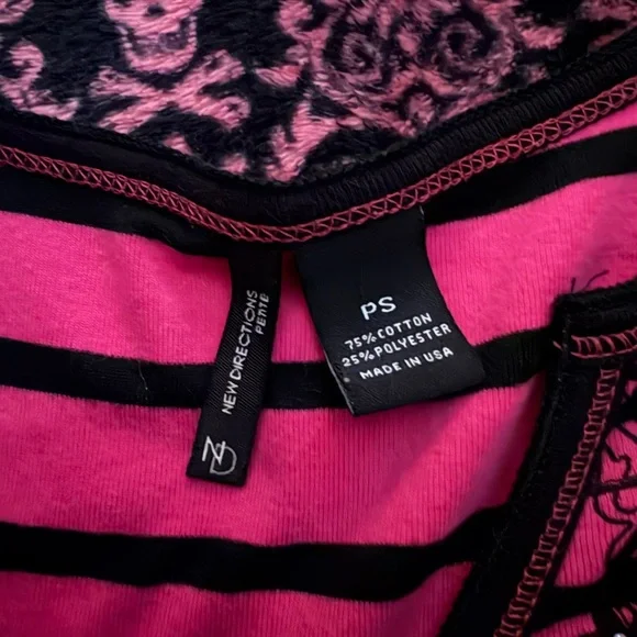 Y2K new directions Pink and Black Striped V-Neck Tee with Embellished Detail - Picture 2 of 2